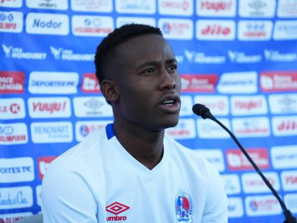 Kevin Güity, durante la conferencia de prensa ofrecida este viernes en el CAR del Olimpia.