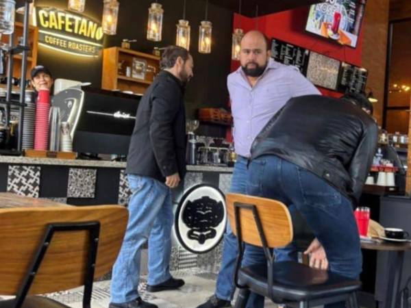 A seis días de la elección de la junta directiva provisional del Congreso Nacional, una reunión captada este miércoles 14 de enero avivó los rumores sobre cabildeos y negociaciones entre una fracción del Partido Liberal y Libertad y Refundación (Libre).