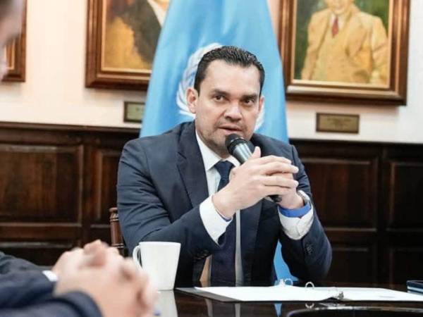 El presidente del Legislativo, Tomás Zambrano.