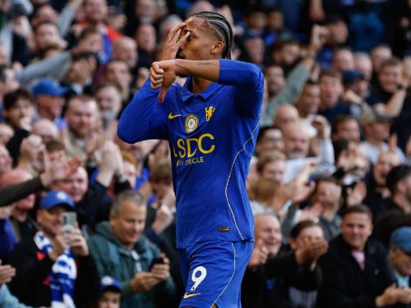 Joao Pedro se destapó con doblete en la goleada del Chelsea ante Bournemouth​​​​​.