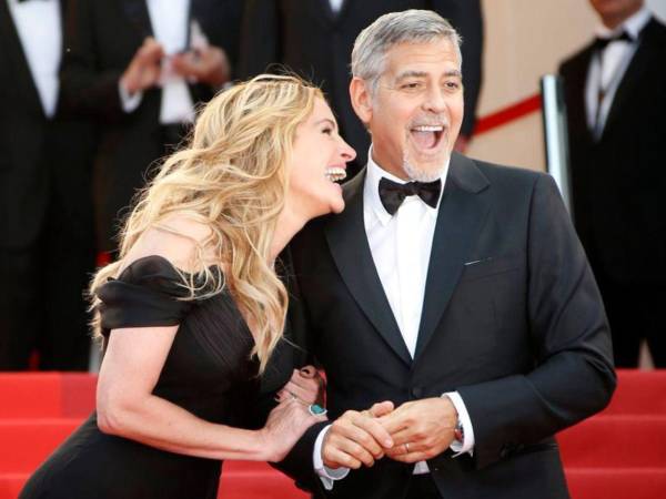 Los actores estadounidenses Julia Roberts y George Clooney.