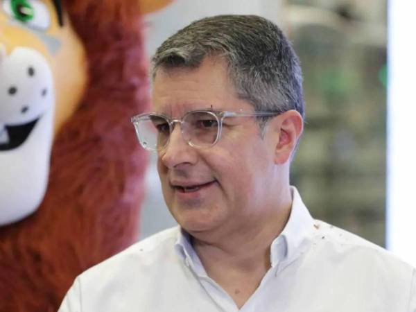 Rafael Villeda anuncia más fichajes y descarta nuevas bajas en Olimpia