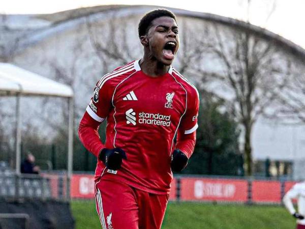 El contraro de Keyrol Figueroa con el Liverpool expira en junio de este 2026.