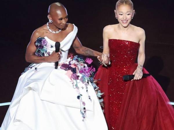 Actuación de Ariana Grande y Cynthia Erivo: La gala comenzó con una deslumbrante actuación de Ariana Grande y Cynthia Erivo, quienes rindieron homenaje a “El mago de Oz” y al musical “Wicked”.