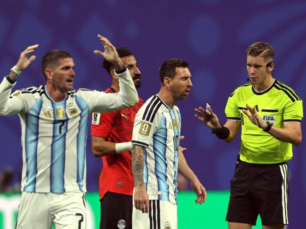El Argentina vs Egipto en octavos de final desató el caos en el Mundial 2026 luego de las polémicas arbitrales que fueron el centro de los reflectores en la clasificación de la Albiceleste.