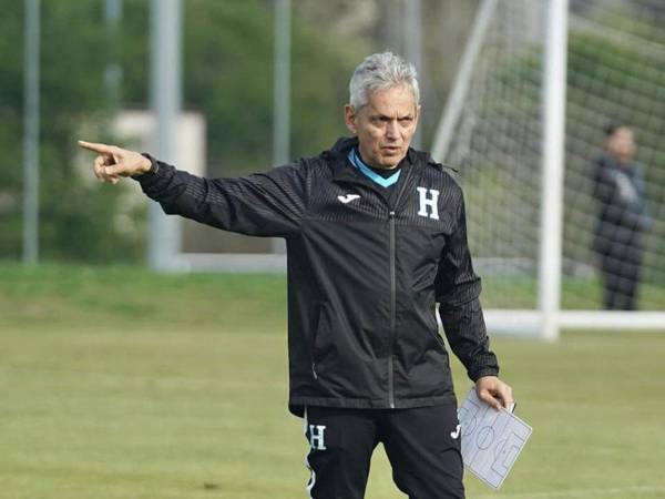 Reinaldo Rueda brindó su primera convocatoria de 2025 para comenzar los trabajos de la Selección de Honduras.