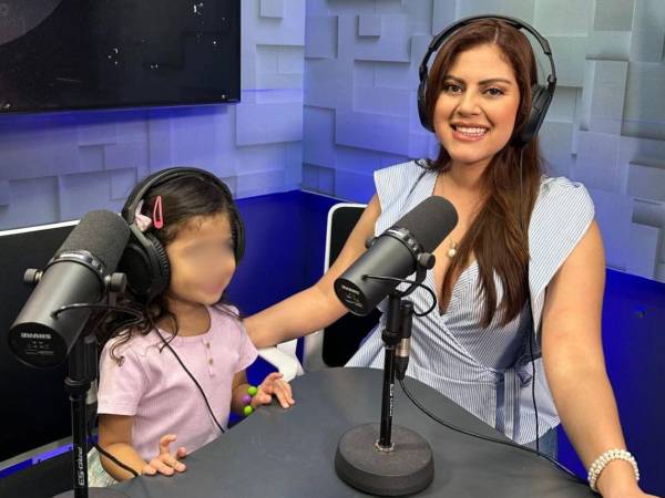 La reconocida periodista, Francis Espinal, llevó a su hija al Instituto Hondureño de Seguridad Social (IHSS) por una fractura y descubrió un escenario que, según denuncia, afecta a cientos de hondureños cada día. Lo que vivió dejó más preguntas que respuestas.