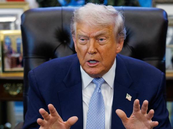 Donald Trump amenaza con cambiar las sedes del Mundial 2026 y de los Juegos Olímpicos 2028 debido a protestas.