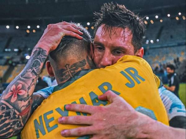 Neymar y Messi compartieron juntos en el Barcelona y el PSG.