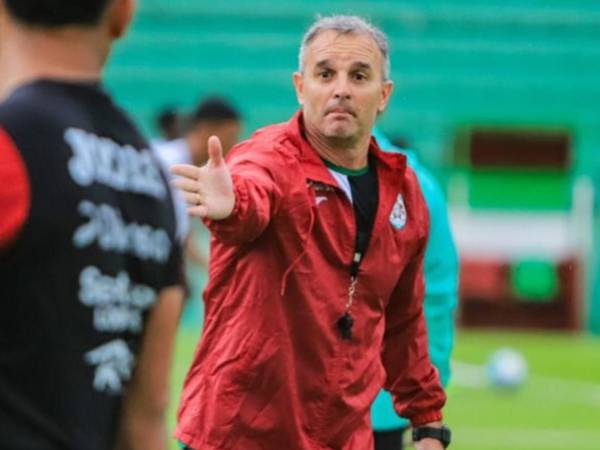 La demanda de Lavallén pone a The Strongest en la cuerda floja.