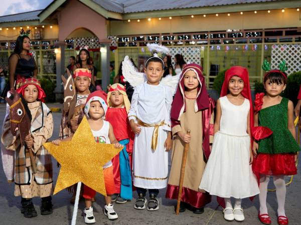 La magia navideña ya se vive intensamente en Puerto Cortés con la Navidad Dorada 2025, una celebración que reúne a miles de familias en actividades llenas de color, música y tradición.