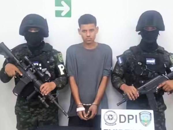 La PMOP detuvo a un joven de 23 años durante un operativo contra la distribución de sustancias ilícitas en El Progreso.