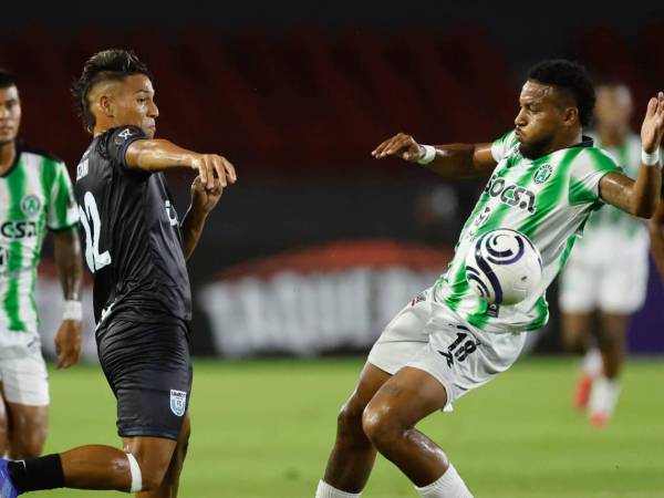 Alianza y Umecit se enfrentaron en el estadio Rommel Fernández de Panamá.