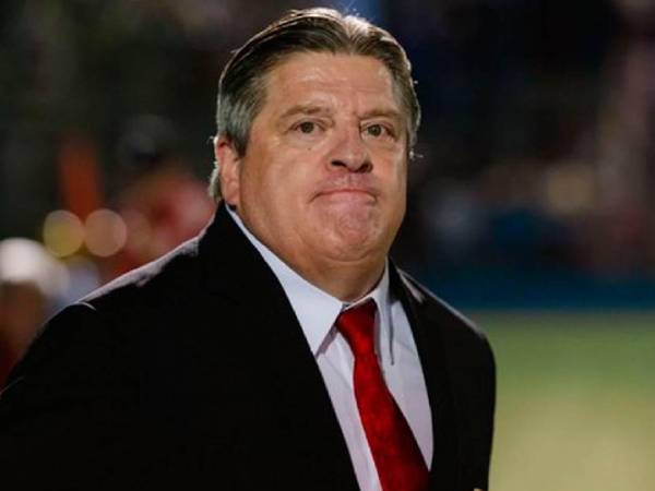 Miguel 'Piojo' Herrera tiene al borde de la eliminación a Costa Rica.