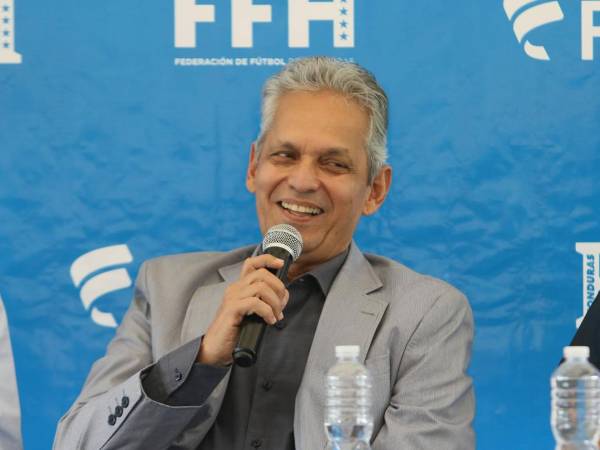 Reinaldo Rueda se refirió a su posible retiro tras dirigir a la Selección de Honduras.