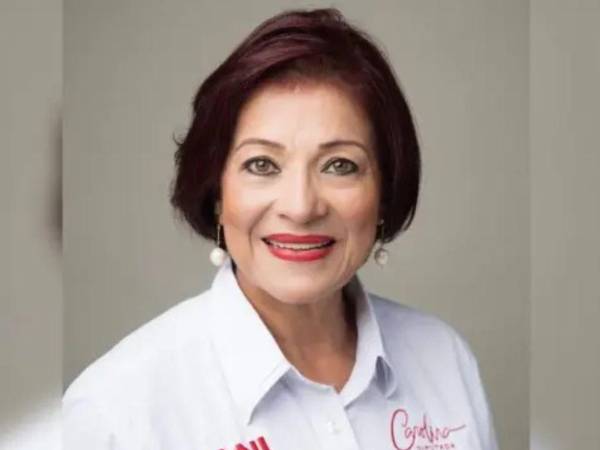 Carolina Echeverría Haylock nació en el departamento de Gracias a Dios, oriente de Honduras. Fue parlamentaria entre 2006-2010.