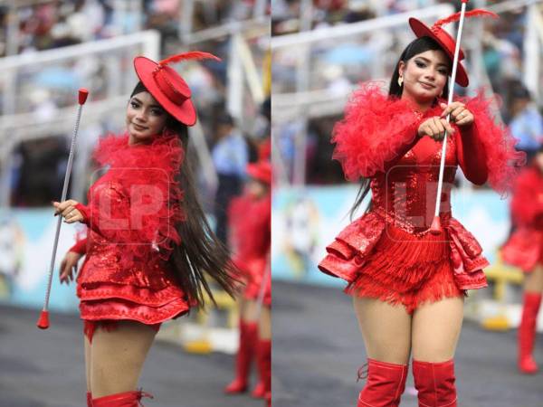 Una joven palillona se robó las miradas en el desfile de Tegucigalpa este 15 de septiembre. La joven del Instituto Vuelo de Águila destacó con su coreografía como palillona en el Estadio Nacional Chelato Uclés.
