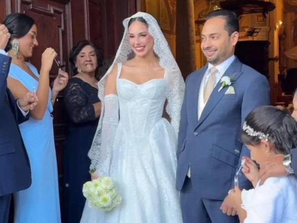 Alejandra y Manuel anunciaron su compromiso mientras ella todavía cumplía con su rol como Miss Honduras Universo.