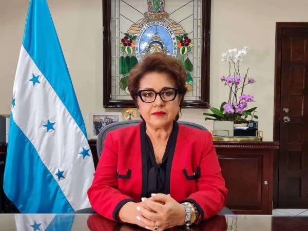 Rebeca Ráquel Obando, presidenta de la Corte de Justicia, reconoció que el Poder Judicial enfrenta una significativa mora.