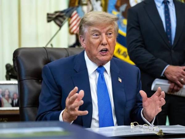 El presidente estadounidense, Donald Trump, afirmó que su país tiene el control del estrecho de Ormuz, pese al bloqueo iraní derivado de la guerra.