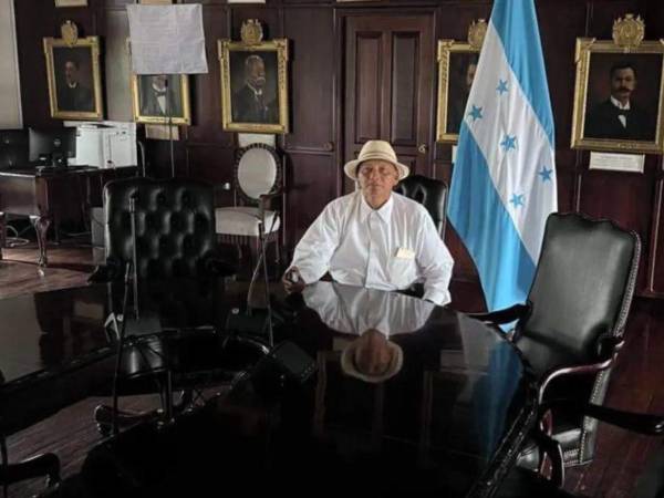 La detención del apóstol Zúniga se dio en la frontera El Amatillo, acusado del delito de tráfico ilegal de personas.