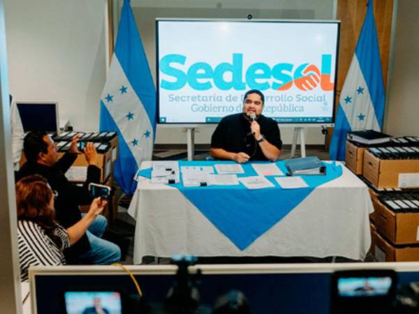 En la etapa de conclusiones, el Ministerio Público solicitó que a los 12 imputados en el caso Sedesol acusados por 67 delitos de fraude se les dicte auto de formal procesamiento con la medida de prisión preventiva.