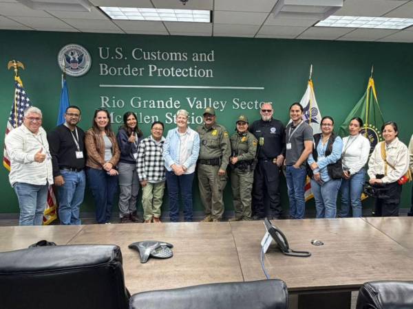 Durante una semana, periodistas de México, República Dominicana y Honduras, incluida LA PRENSA, participamos en un programa de cobertura sobre inmigración en Miami, Florida, y en el Valle del Río Grande, Texas, con el apoyo de la organización Inquire First y del Departamento de Estado de Estados Unidos. Al concluir, compartimos experiencias y conocimientos, y fortalecimos lazos de amistad.