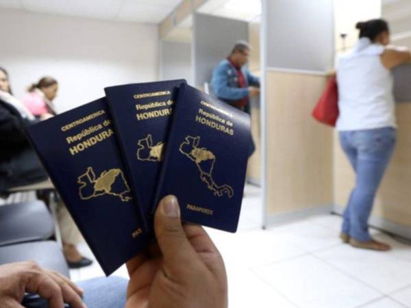 La oficina de pasaportes en San Pedro Sula se encuentra en la colonia Universidad, sector noreste de la ciudad, en donde atienden a más de 400 personas diarias.