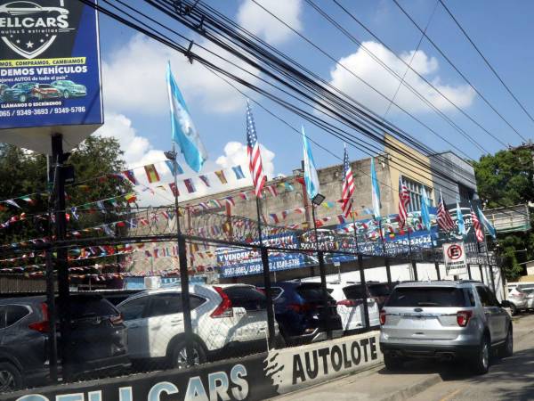 En Honduras al menos el 70% del parque vehicular lo conforman carros importados de segunda mano, un sector que cada vez más personas eligen como una fuente de empleo.