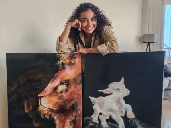 La pintora hondureña Gabriela Cruz presentará dos obras en el segundo encuentro Raíz y Sueños, exposición colectiva de la Red de Pintores Hondureños en España.