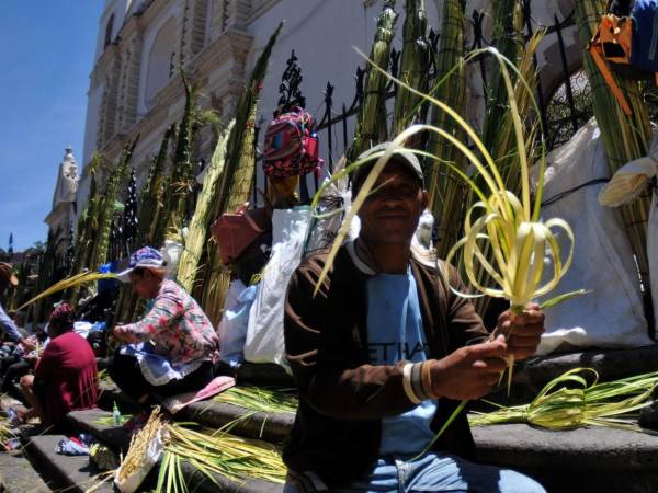 Los campesinos llegan de lugares cercanos a Tegucigalpa.