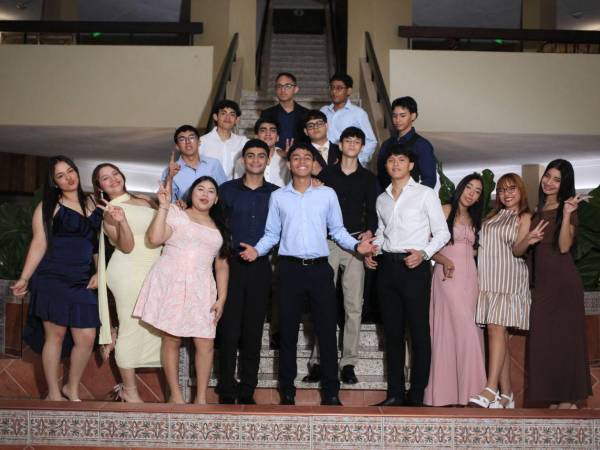 Los seniors de la Saint Paul Academy celebraron su tradicional desayuno, el cual fue organizado por los juniors de la institución bilingue.