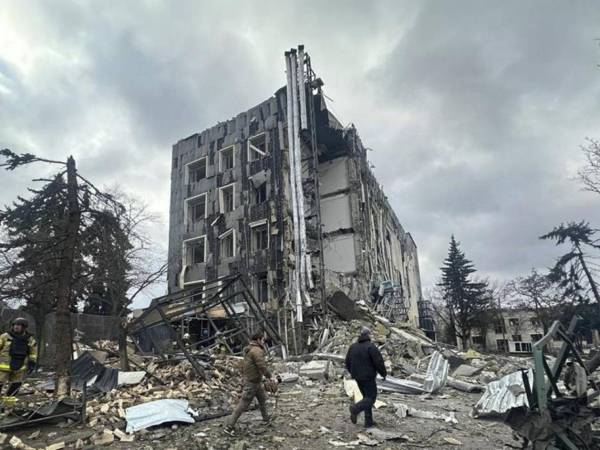 La guerra entre Rusia y Ucrania ha devastado varias regiones ucranianas en los últimos años.