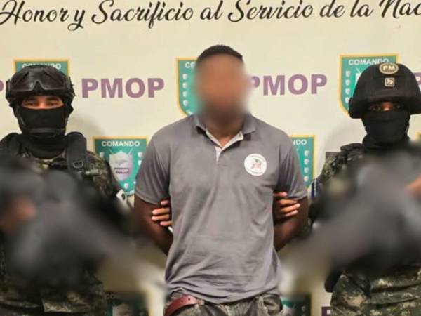 Autoridades capturan a joven ligado a la Pandilla 18 en operativo motorizado.