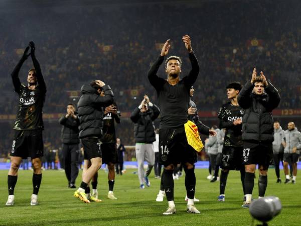 PSG se corona campeón de la Ligue 1 tras imponerse en Lens con autoridad
