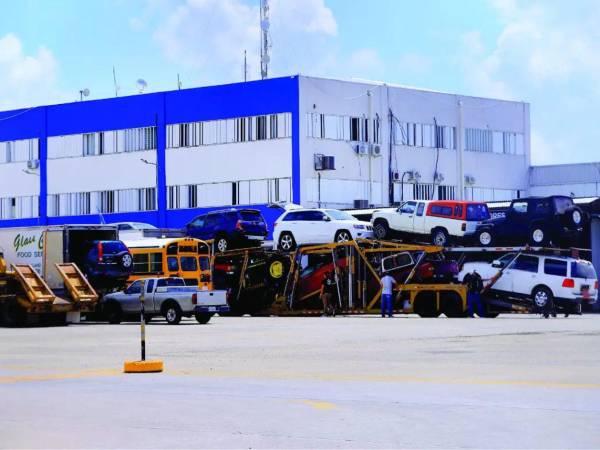 Uno de los almacenes afectados por la suspensión de servicios aduaneros es el de Aduana La Mesa<b>, en San Pedro Sula.</b>