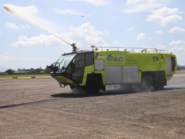 Los seis camiones Oshkosh Striker 6x6 adquiridos por EHISA son completamente nuevos y cero kilómetros.