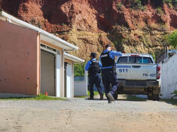 El cuerpo quedó en el interior de este motel del barrio Cieneguita.