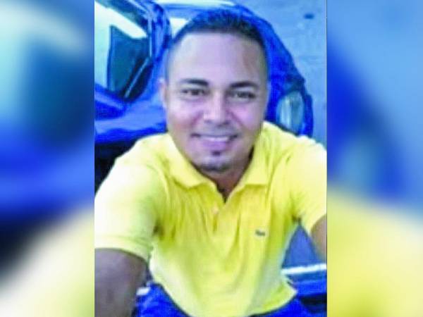 Luis Peraza iba con su familia cuando lo interceptaron.