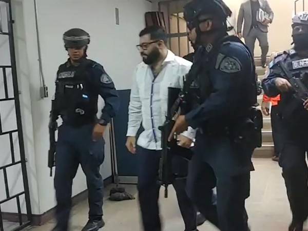 El exjuez Marco Vallecillo enfrenta proceso penal por el delito de extorsión.