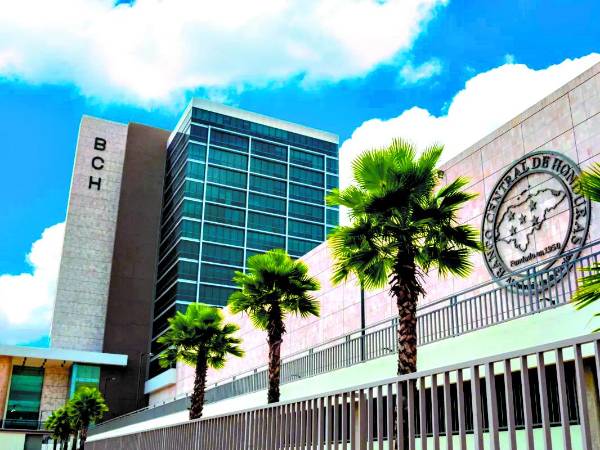 <b>El ajuste de la TPM tiene un impacto directo en las tasas de interés aplicadas por el sistema financiero hondureño.</b>