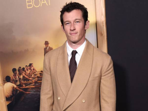 El actor británico Callum Turner se ha convertido en uno de los candidatos para protagonizar James Bond.