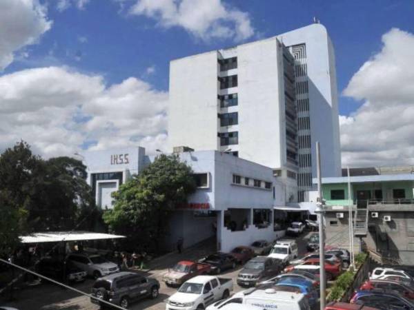 Foto de la fachada de la Instituto Honduras de Seguridad Social (IHSS).