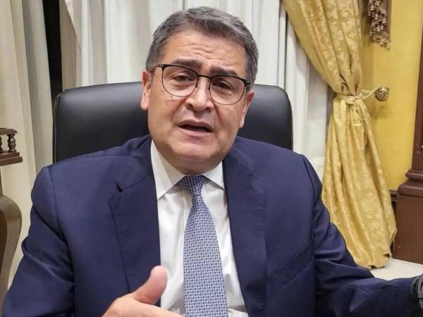Juan Orlando Hernández, expresidente de Honduras (2014-2022), reaccionó este lunes luego de que la Corte Suprema de Justicia (CSJ) suspendiera la orden de captura y la alerta internacional en su contra, en medio del proceso judicial que enfrenta en el país.