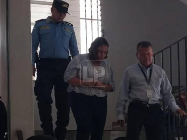 Dulce Villanueva fue acusada por el delito de concusión.