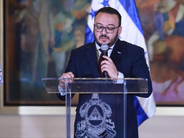 José Argueta, secretario de Comunicaciones durante el gobierno de Xiomara Castro.
