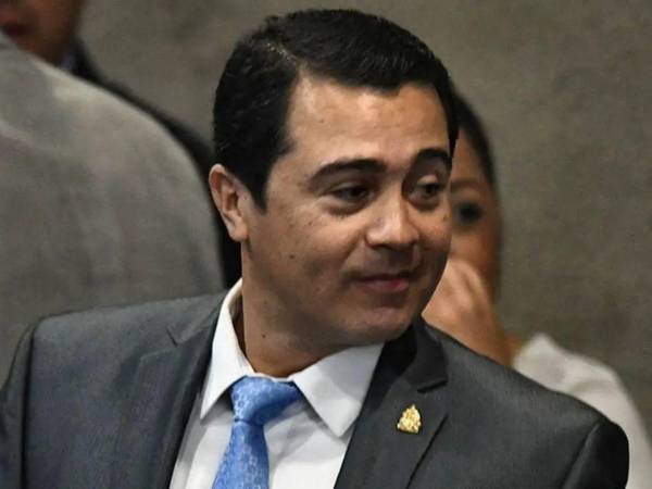 Fotografia al ex diputado por el Partido Nacional Juan Antonio Tony Hernandez.