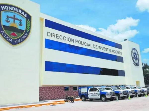 Fotografía a edificio de la Dirección Policial de Investigación (DPI) en Tegucigalpa del 30 de agosto de 2015.