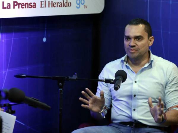 Tomás Zambrano, presidente del Congreso Nacional, durante una entrevista.