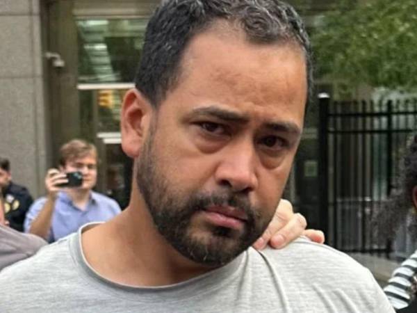 El salvadoreño estaba en libertad bajo fianza, pero tras la investigación realizada por la Guardia Costera, que reveló que no tenía estatus legal para estar en Estados Unidos.